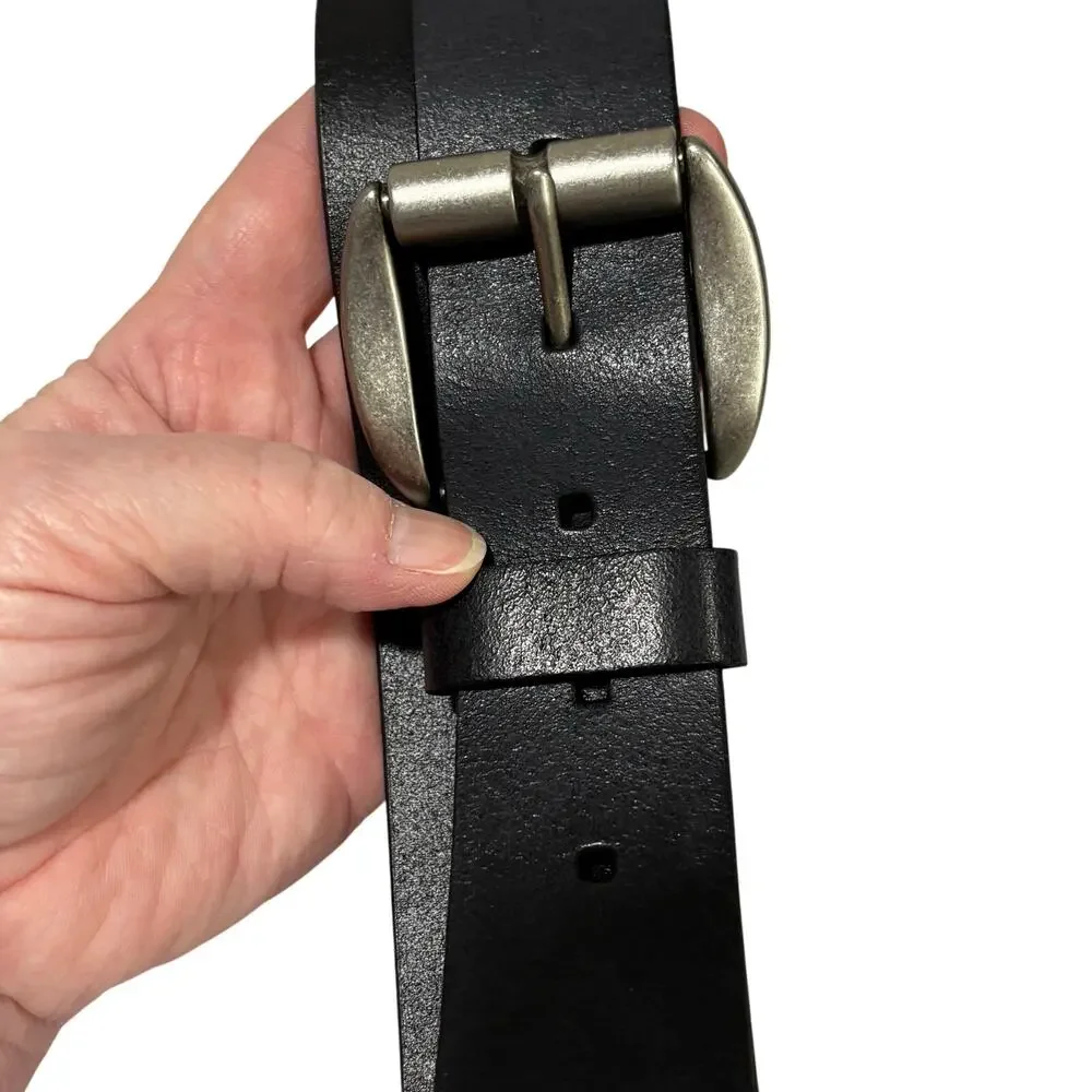 Levi’s black leather belt unisex size 38 brushed nickel buckle classic casual